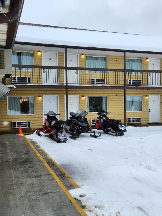 Grantsburg Inn ภายนอก รูปภาพ