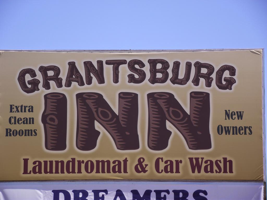 Grantsburg Inn ภายนอก รูปภาพ
